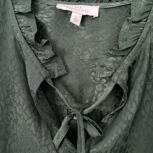 Peasant style top , size Large